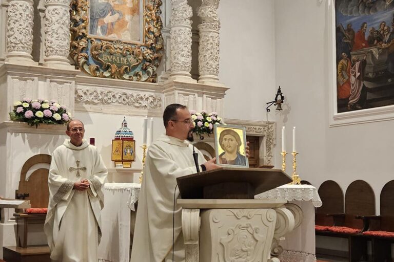 TELA MARIA MEDIATRICE 1