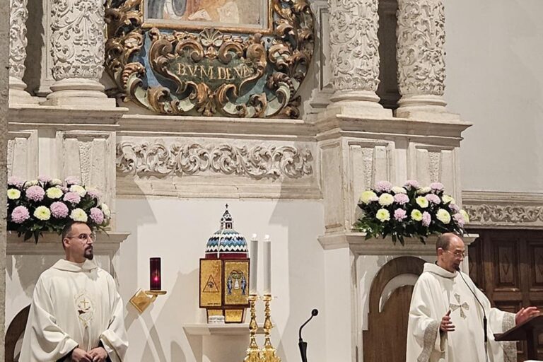 TELA MARIA MEDIATRICE 2